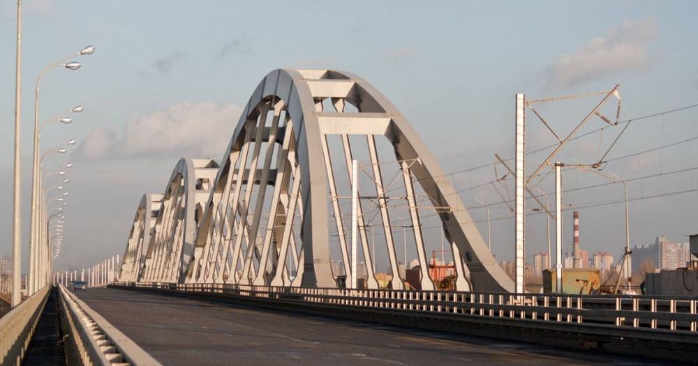 "Укравтодор" и "УЗ" подписали меморандум о достройке Дарницкого моста в Киеве