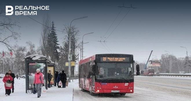 В Казани экипаж автобуса пришел на помощь женщине, которой стало плохо с сердцем