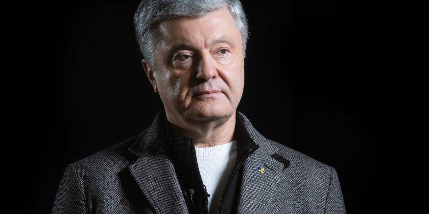 Порошенко о коммуникации с Медведчуком: Ради освобождения украинцев, готов был иметь дело хоть с чертом лысым