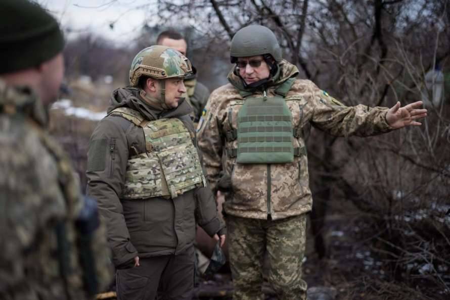Зеленский готов дать команду начать наступление ВСУ на Донбассе, - Хомчак