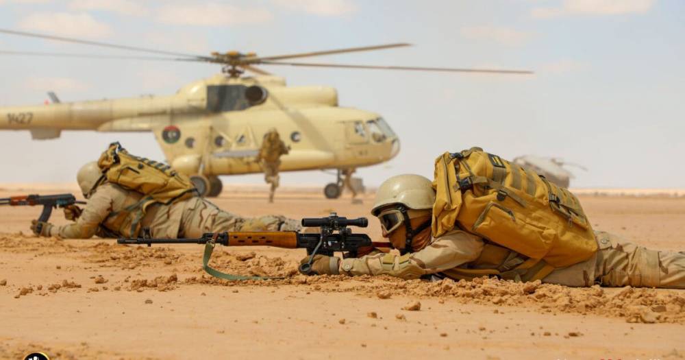 Танки, десант и удары РСЗО — пророссийский фельдмаршал из Ливии начал масштабные учения (фото)
