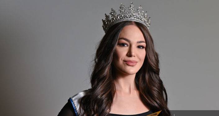 Война в Карабахе и сироты: что представит Моника Григорян на конкурсе "Мисс Вселенная"