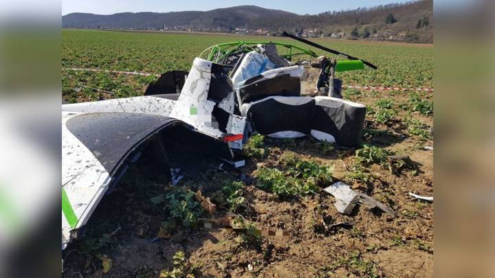 Два человека погибли при крушении гражданского вертолета в Чехии