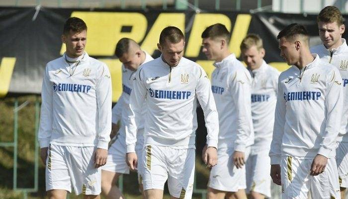 Лунин, Ризнык, Тымчик, Шепелев и Довбик готовятся к матчу с Казахстаном