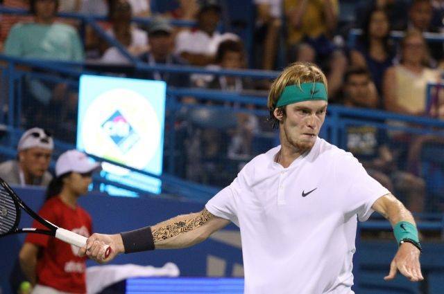 Рублев вышел в четвертьфинал теннисного турнира серии «Мастерс» в Майами