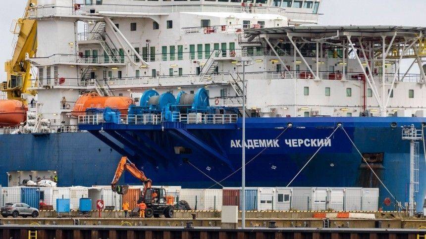 Трубоукладчик «Академик Черский» движется в сторону газопровода Nord Stream 2 AG