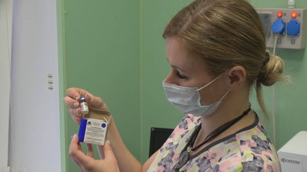 В Леноблсти прошла вакцинация россиян, проживающих в Эстонии