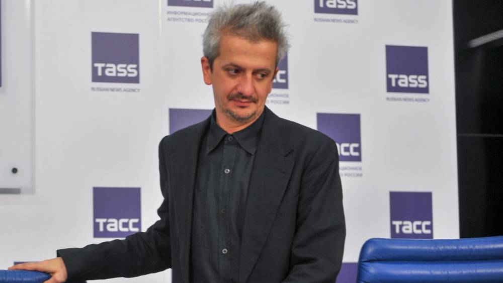 Богомолов отказался вести премию "Жара" с Собчак за несколько дней до мероприятия