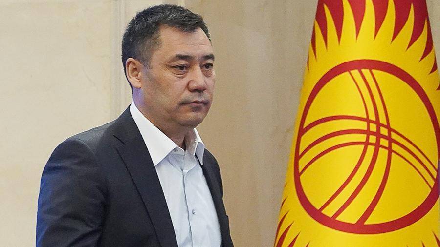 В Киргизии заявили о взломе страницы президента страны в Facebook
