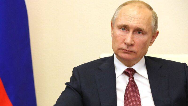 Кремль подтвердил участие Путина в ПМЭФ-2021