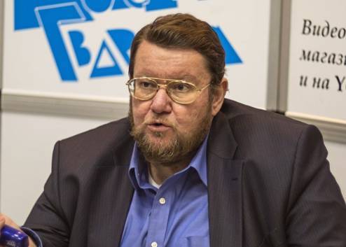 Евгений Сатановский призвал не верить словам главы Госдепа об отказе от силовых методов навязывания демократии