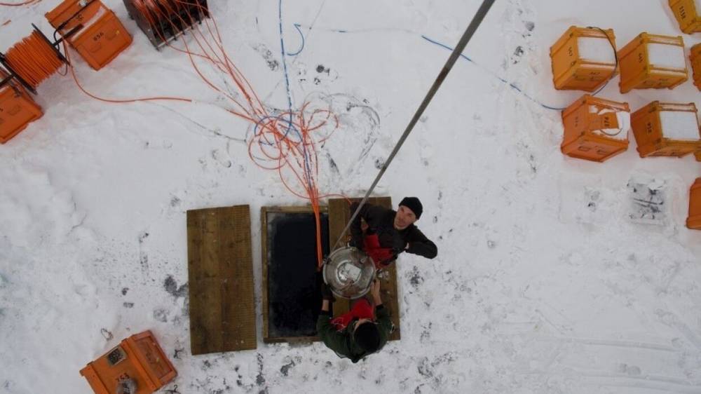 Нейтринный телескоп на Байкале запустят 12 марта