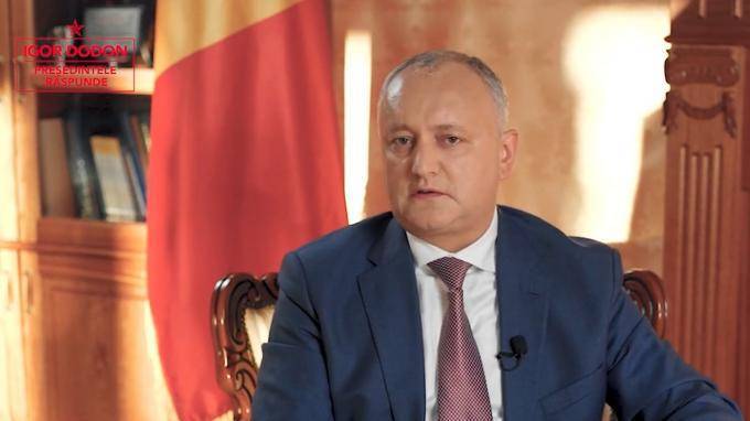 Додон надеется, что парламент Молдавии примет закон об особом статусе русского языка