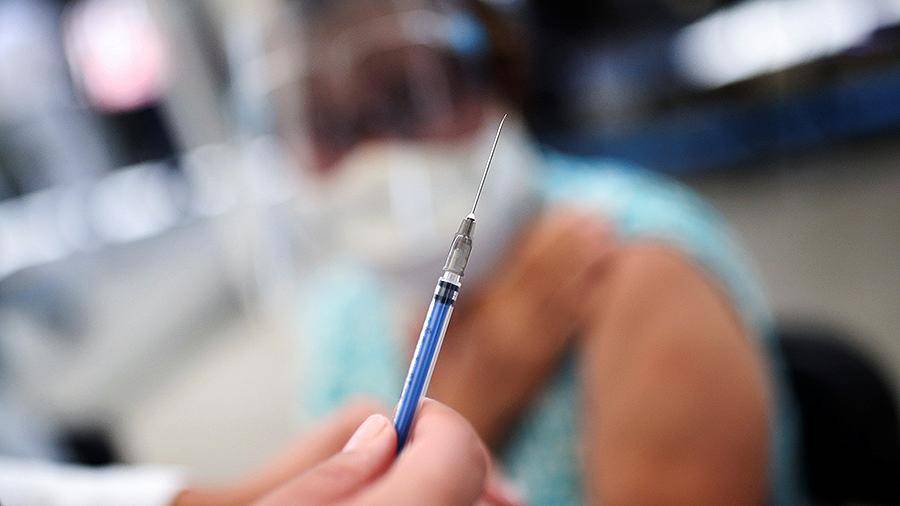 В Аргентине у 100% добровольцев выработались антитела после вакцины «Спутник V»