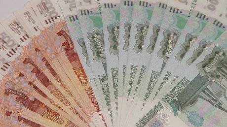 В Госдуме потребовали платить пенсионерам по 30 тысяч рублей