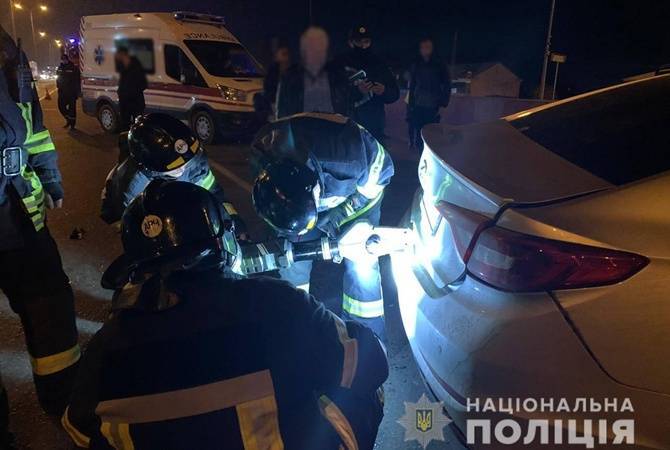 СМИ: под Одесской машина патрульных не пропустила полицейское авто, погиб старший лейтенант
