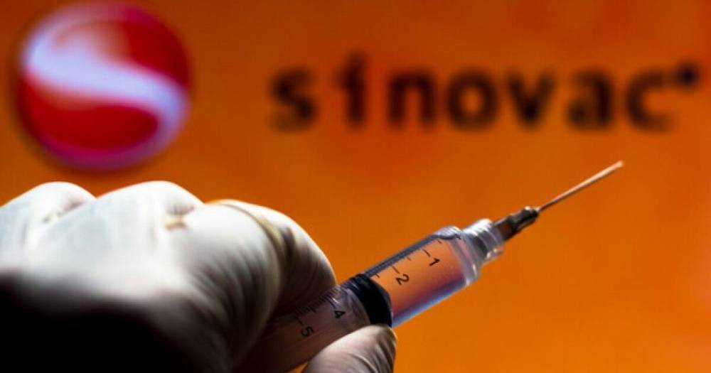 Поставка китайской вакцины Sinovac задерживается. Компанию "Лекхим" могут оштрафовать