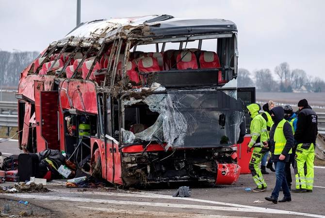 ДТП в Польше: в Украину выехал автобус с 26 пассажирами