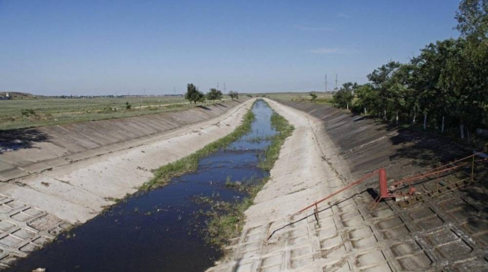 Пересохшие реки и пустые водохранилища: Что происходит с водой в Крыму
