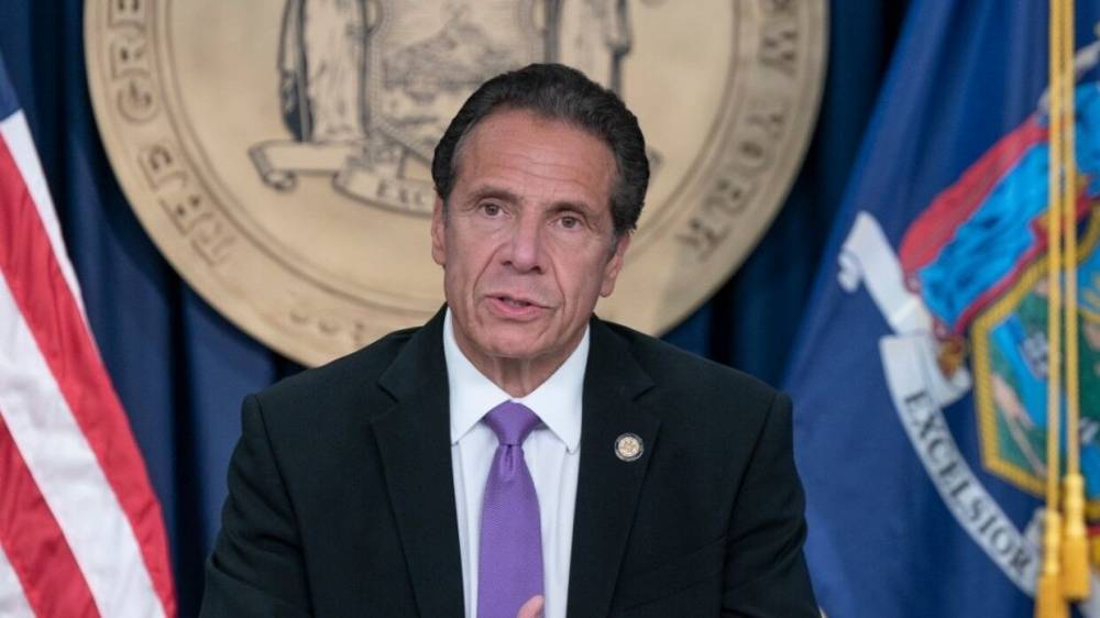 Губернатор Нью-Йорка получил еще два обвинения в домогательствах