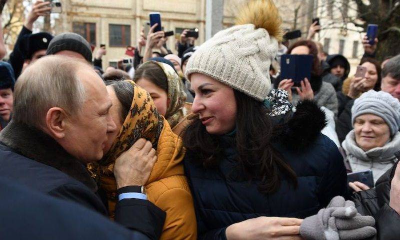 Захотевшая выйти замуж за Путина актриса из Иванова осталась без ухажеров