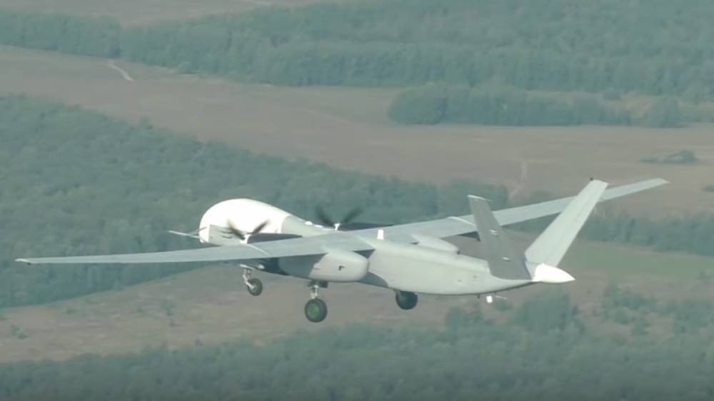 Беспилотный летательный аппарат "Альтиус" пройдет испытания летом 2021 года