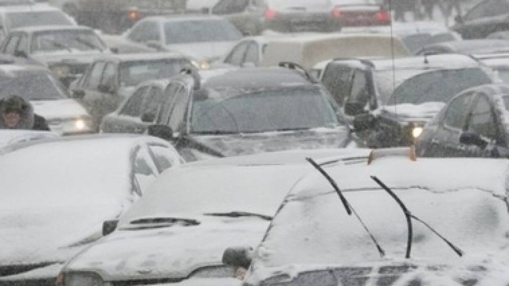 Пять машин столкнулись на севере Москвы