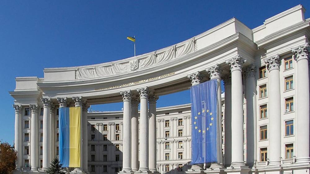 Экс-посол Украины в США призвал Киев быть готовым к разрыву дипотношений с Москвой