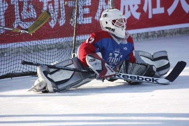 Видеоотчёт с серии хоккейных игр «Манул» — Динамо 27» предоставила федерация хоккея