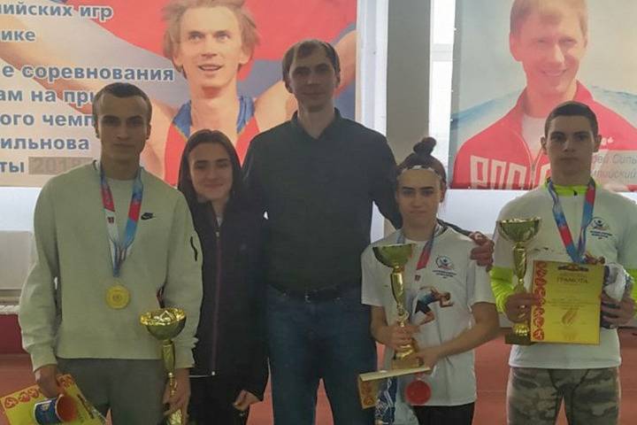 Легкоатлеты ДНР привезли из России 13 медалей
