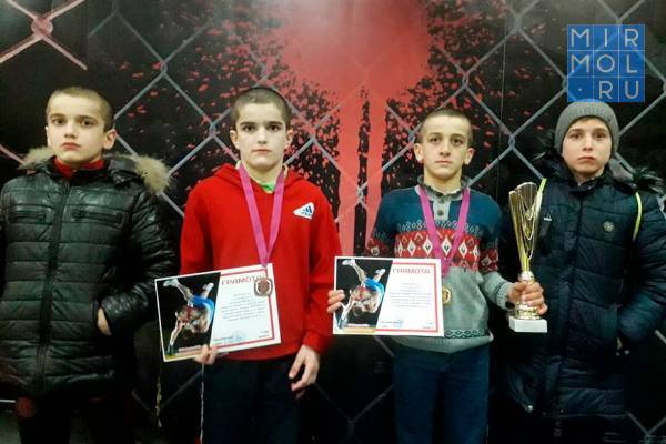 Воспитанники ДЮСШ Кайтагского района заняли призовые места на республиканских соревнованиях по вольной борьбе и боксу