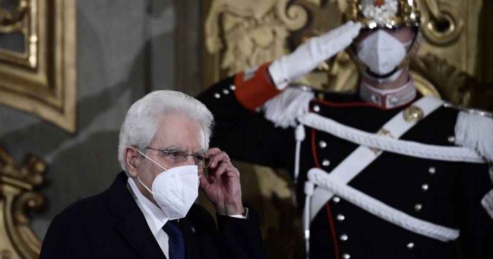 Итальянский 79-летний президент получил прививку от коронавируса