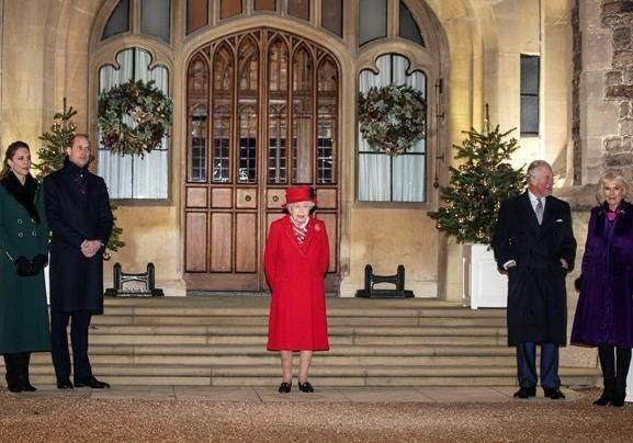 Королевская семья прокомментировала интервью Меган Маркл и принца Гарри: Поднятые вопросы вызывают беспокойство