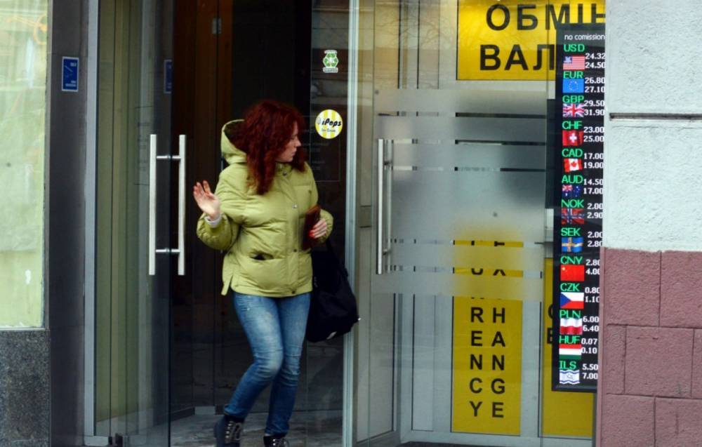 Гривна празднует триумф над долларом, НБУ озвучил свежие цифры: какой курс ждет украинцев