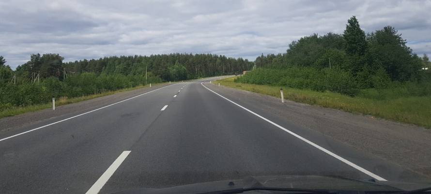 В Карелии слоями износа защитят 135 км федеральных дорог
