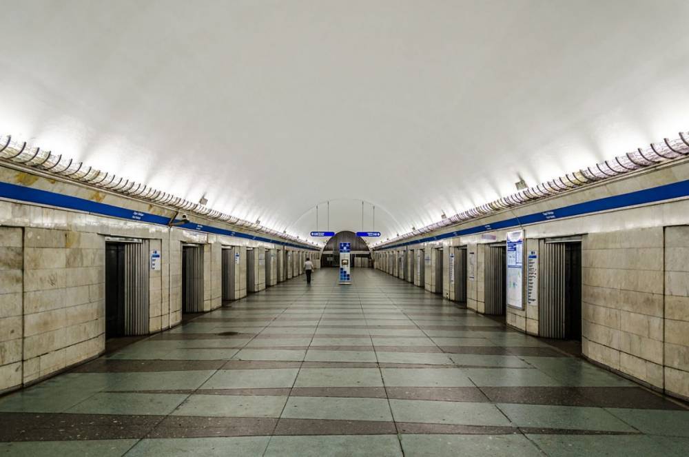 Станцию метро «Парк Победы» закроют из-за ремонта вестибюля