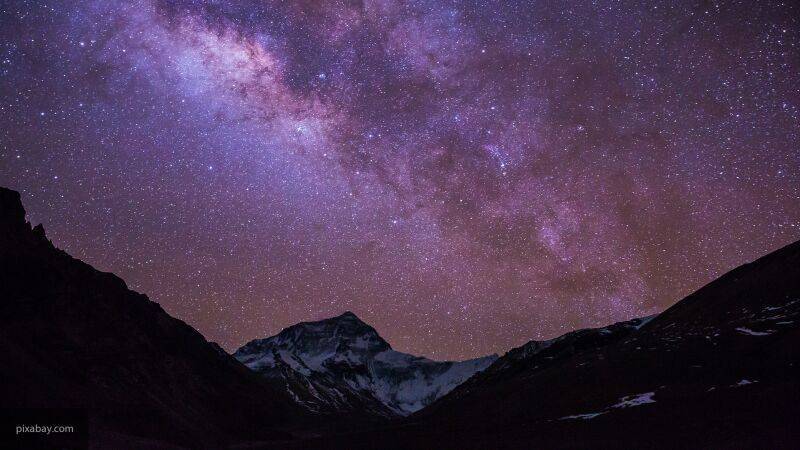 Астролог объяснил, как расположение звезд влияет на судьбу человека