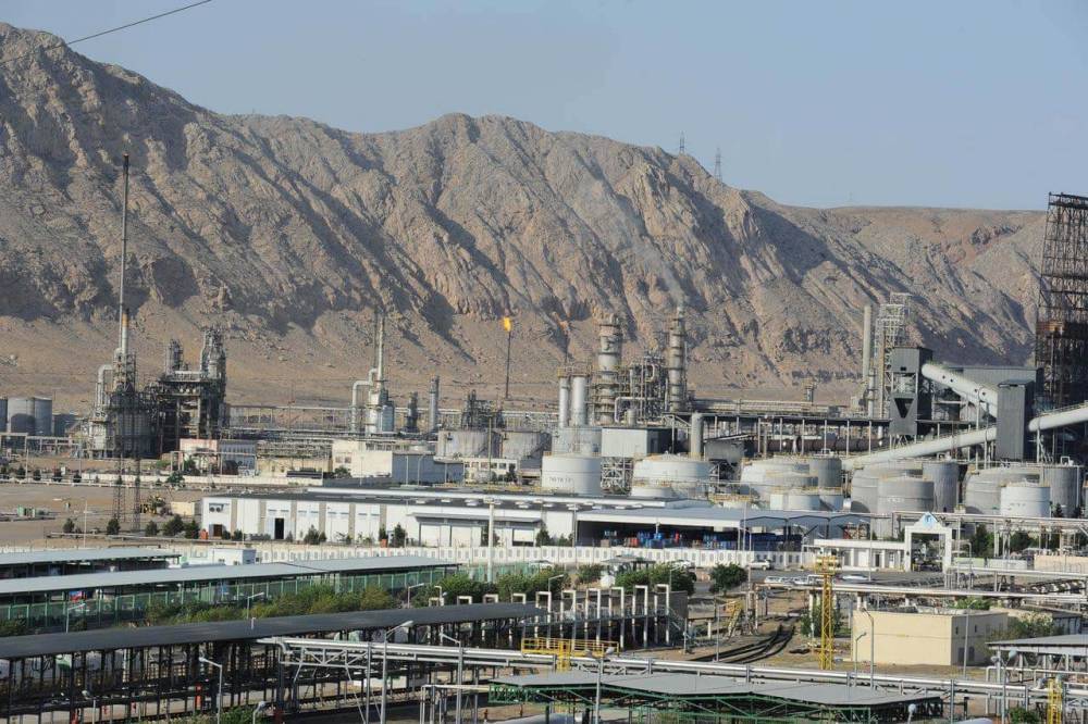 Бердымухамедов недоволен, что нефтеперерабатывающие заводы используются только на 40%