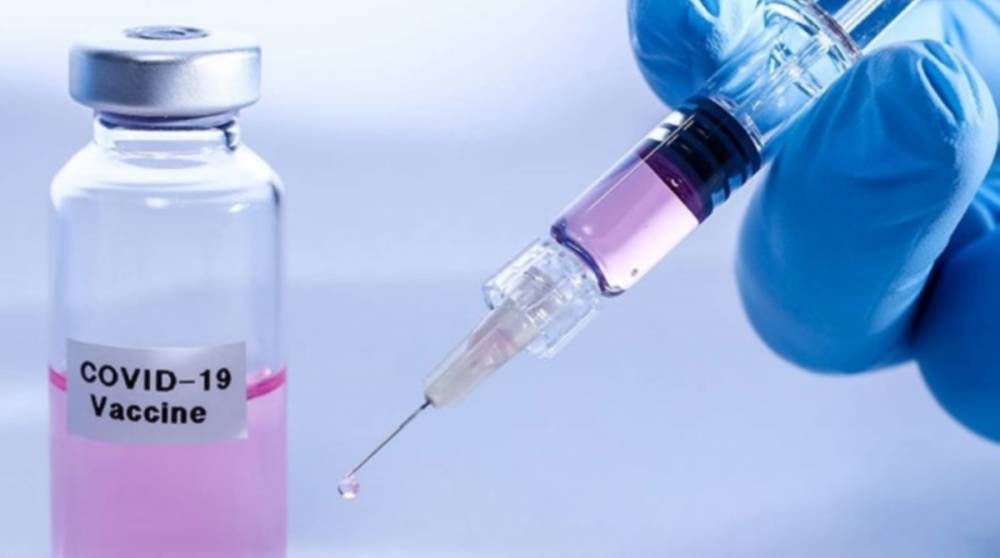 Китай признал недостаточной эффективность своих вакцин против COVID