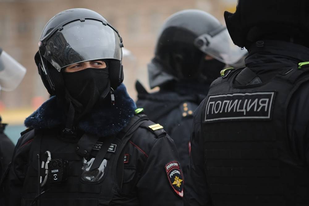 В Петербурге — массовая драка киргизов и тувинцев: пострадали 4 человека, 20 задержаны