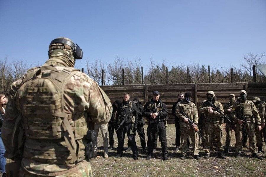 Украинские радикалы готовят бойцов к «войне с Россией»