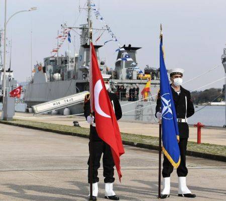 Запад подталкивает Турцию к смертельному выбору в Чёрном море — мнение