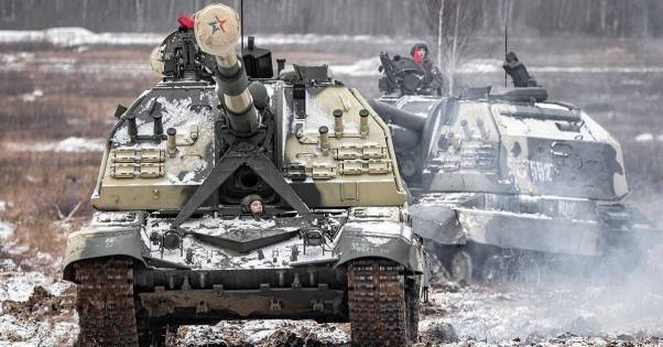 Россия увеличивает ударную группировку у границ Украины — военная разведка