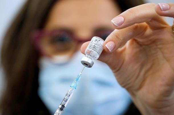 ВОЗ: вакцина бессильна перед новыми мутациями коронавируса