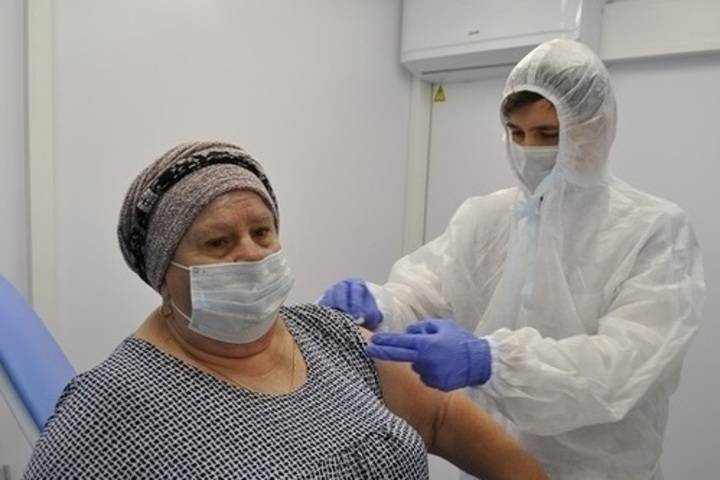 В Тамбовской области для вакцинации жителей от коронавируса задействовали мобильный ФАП