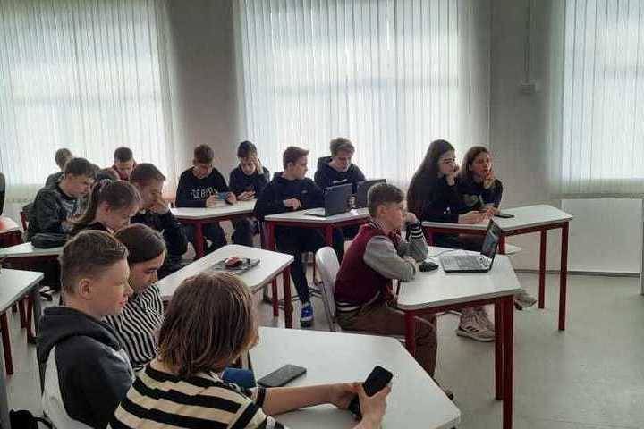 Школьники Мурманской области приняли участие в первом Всероссийском космическом диктанте