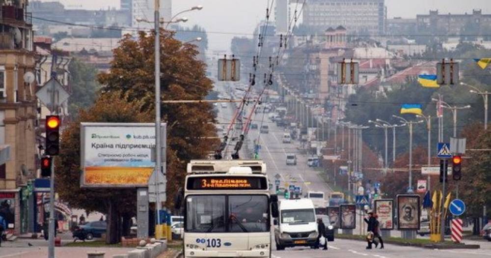 Локдаун в Запорожской области: работу общественного транспорта могут полностью остановить