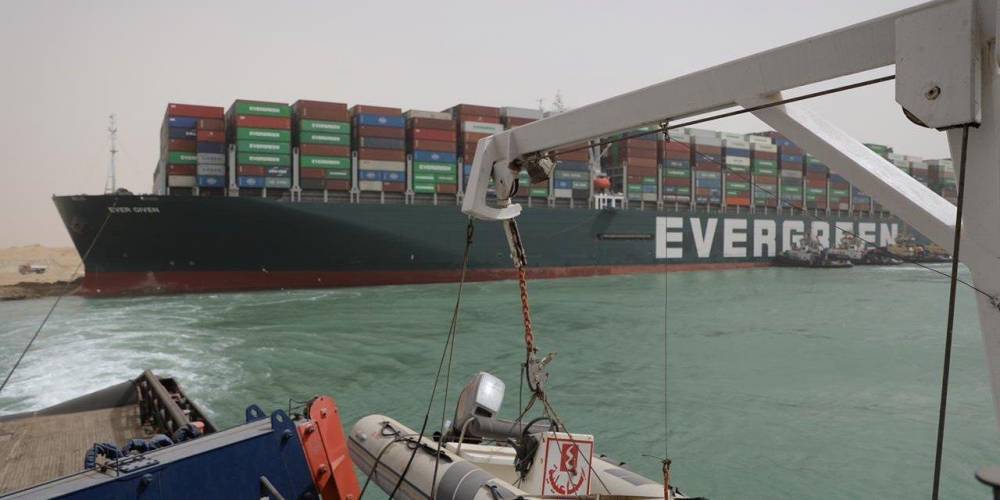 Ждут компенсацию почти на $1 млрд. Египет наложил арест на судно Ever Given из-за пробки в Суэцком канале
