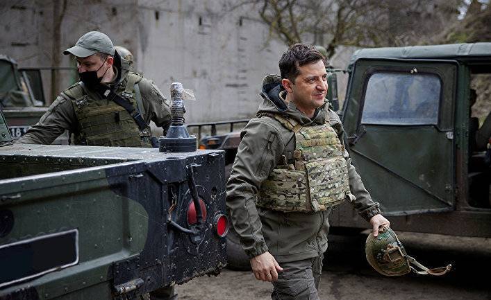 Президент Украины о переброске российских сил к границам: «Они хотят, чтобы Запад испугался» (Time, США)