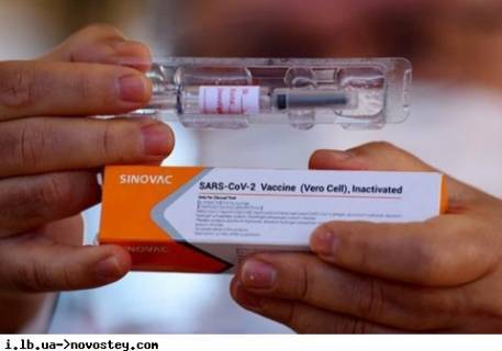 В Украине начали делать прививки китайской вакциной Sinovac